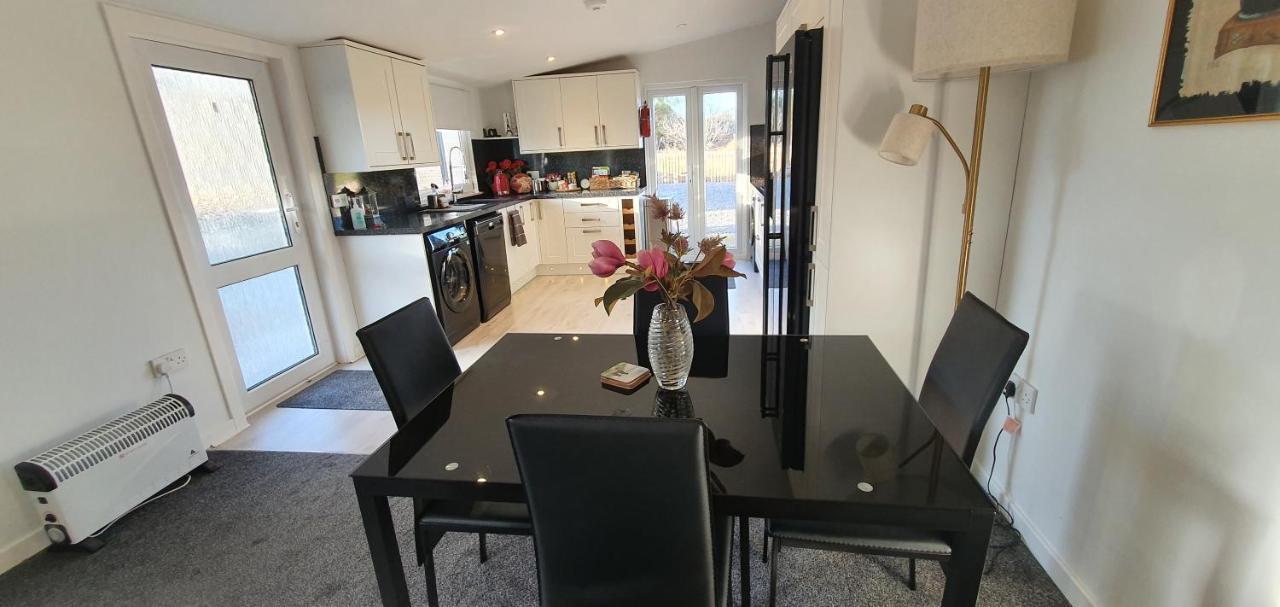 Spacious Well Equipped Chalet Bungalow Close To Nairn, Auldearn Eksteriør bilde